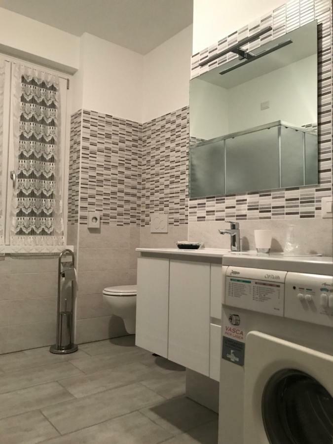Residenza Christian Apartment Gravedona Bagian luar foto