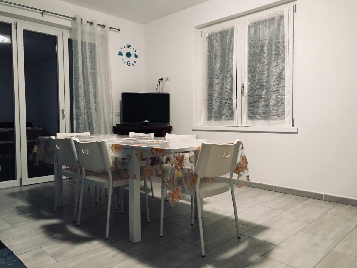 Residenza Christian Apartment Gravedona Bagian luar foto